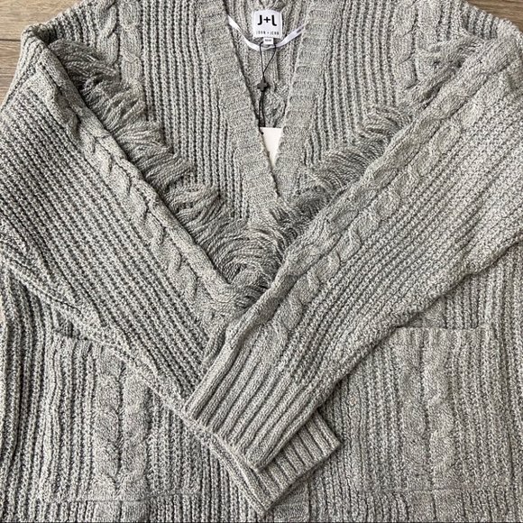 NWT John & Jenn Fringe Sleeves Cozy Cardigan - Picture 8 of 12